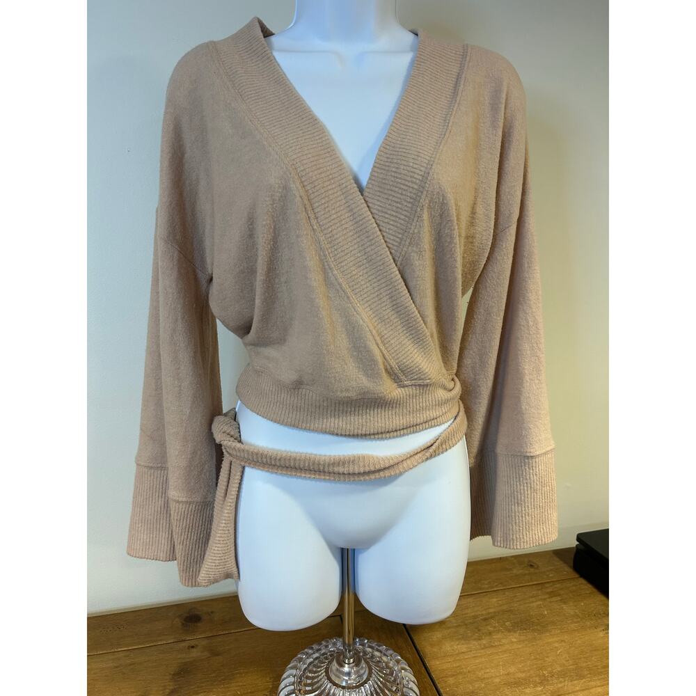 FREE PEOPLE BEACH Sz XS Womans Tan Wrap Sweater Soft Wide Sleeves Comfort